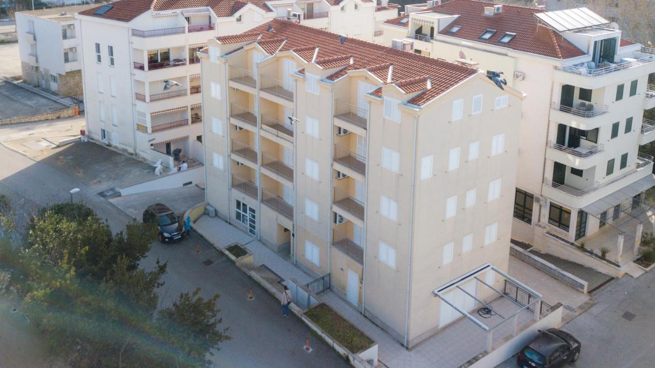 Beach Spot Apartments Makarska Exterior photo